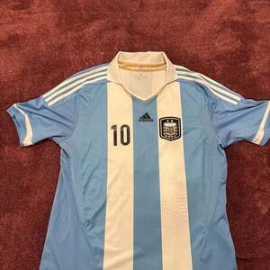 2011-2013 Adidas Argentina Home Soccer Jersey #10 Lionel Messi V32111